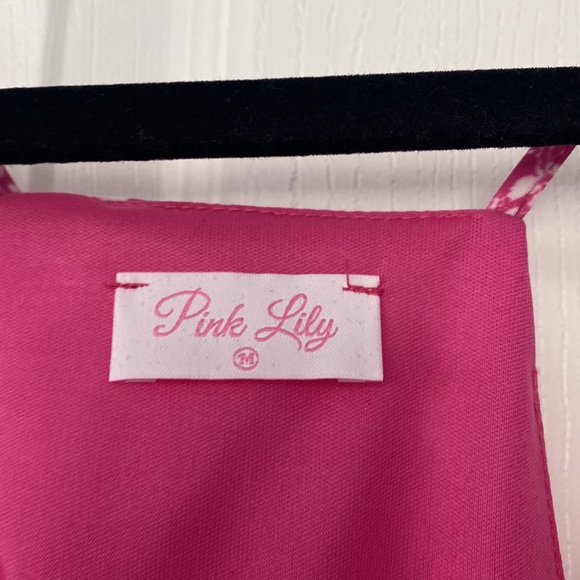 Pink lily, pink floral top, size medium. New** - Picture 2 of 5